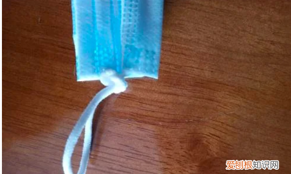 成人口罩如何改成儿童口罩，大人口罩怎么折小孩口罩视频