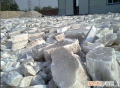 什么是石膏？生石膏和熟石膏的区别，石膏是生石膏还是熟石膏
