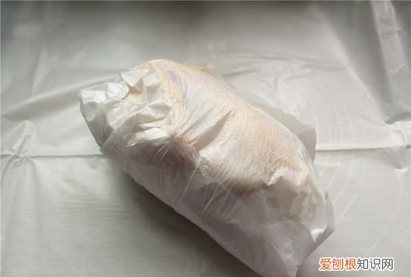 怎么做好吃盐焗鸡，怎样做盐焗鸡翅又黄又脆