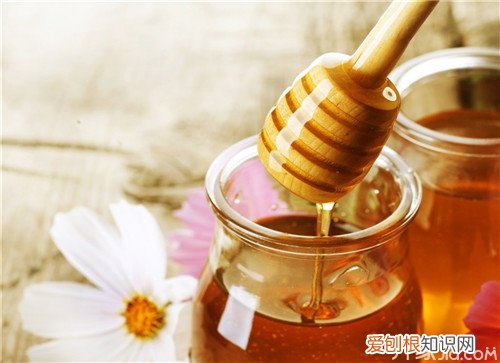 蜂蜜保质期是多久?千万不要把过期的蜂蜜当做宝