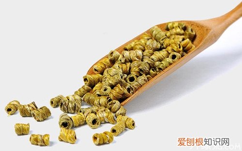 紫皮枫斗和铁皮枫斗的区别，紫皮枫斗和铁皮枫斗的区别图片