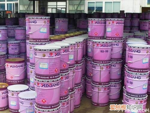 丙烯酸漆与氟碳漆的区别与性能，氟碳漆与聚酯漆区别