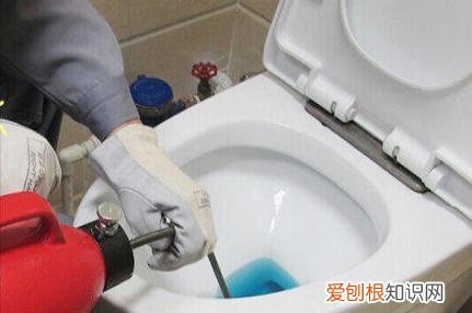厕所堵了怎么办疏通管道有妙招