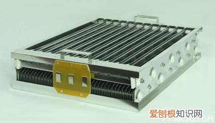 静电吸附装置的原理是什么，利用静电的吸附作用进行工作