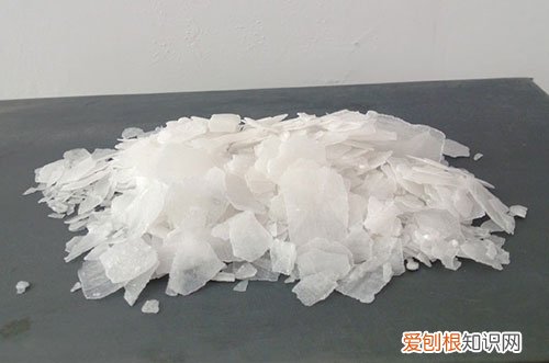 疏通厕所下水道有妙招 这样做瞬间通了！