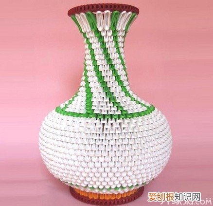 【DIY花瓶】折纸三角插花瓶的制作方法，折纸花瓶教程大全 三角插