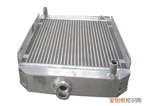 汽车水箱工作原理 汽车水箱多少钱一个