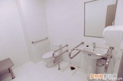 残疾人厕所设计规范 残疾人厕所扶手尺寸