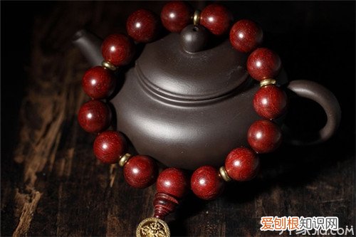 红木手串的鉴别和保养 红木手串价格