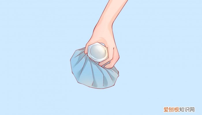 干冰能保持多久不融化 干冰遇水有危险吗