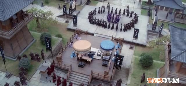 《与君歌》第45集·上：玉娘鱼儿潜入将棋营营救珖王被发现包围！