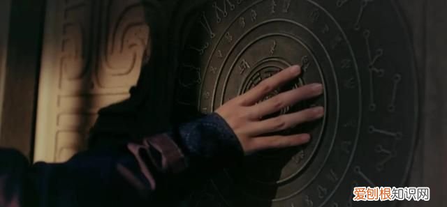 《与君歌》第45集·上:玉娘鱼儿潜入将棋营营救珖王被发现包围!