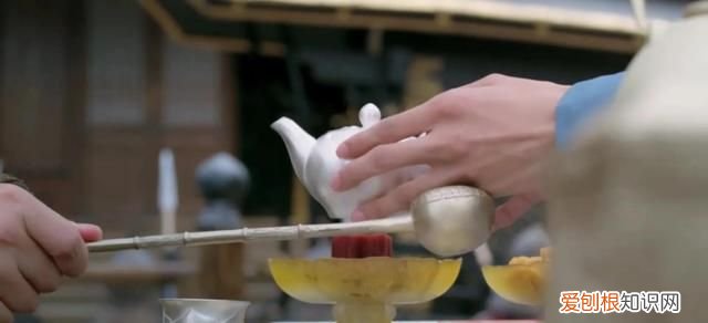 《与君歌》第45集·上：玉娘鱼儿潜入将棋营营救珖王被发现包围！