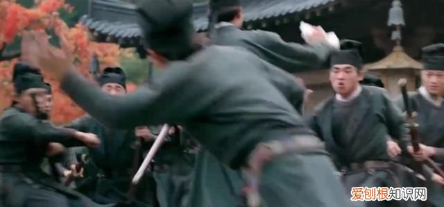 《与君歌》第45集·上:玉娘鱼儿潜入将棋营营救珖王被发现包围!