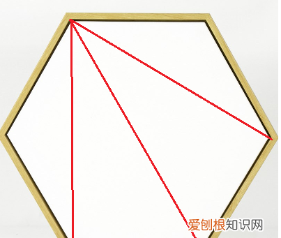 一个六边形最少能分成几个三角形