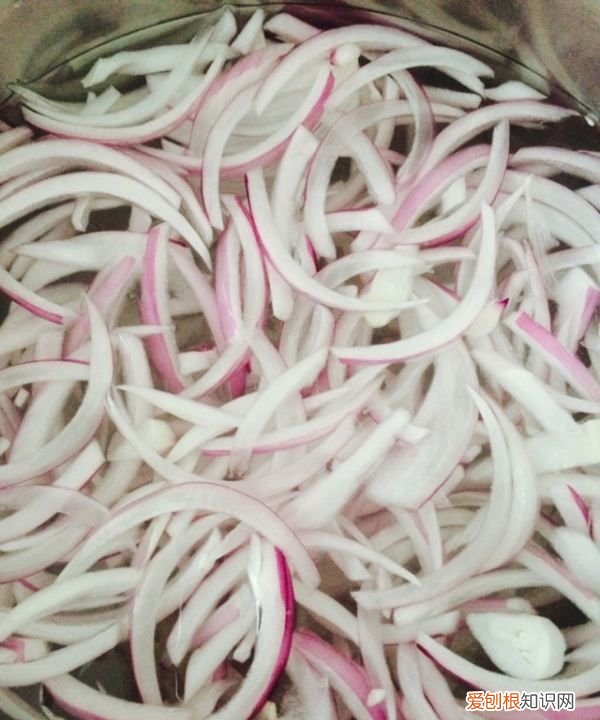 凉拌洋葱怎么做,洋葱怎么凉拌才好吃