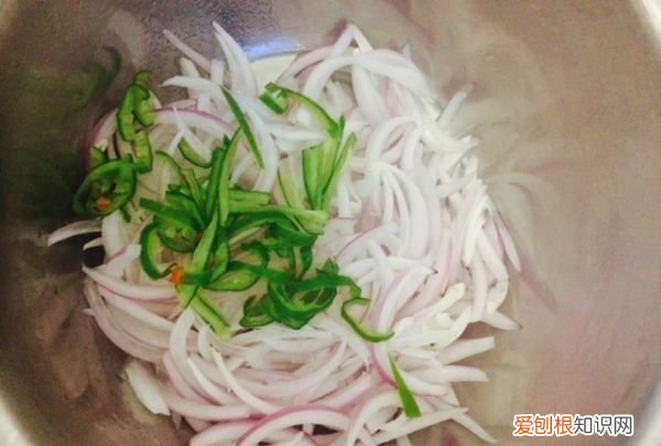 凉拌洋葱怎么做，洋葱怎么凉拌才好吃