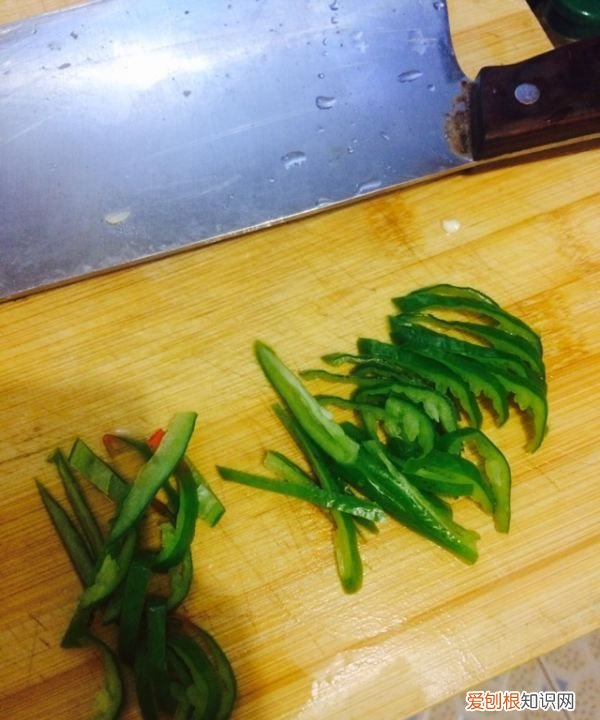 凉拌洋葱怎么做,洋葱怎么凉拌才好吃