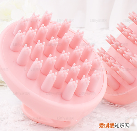 猫猫梳毛的好处 猫用什么是梳毛效果最好,长毛猫梳毛用哪种梳子比较好