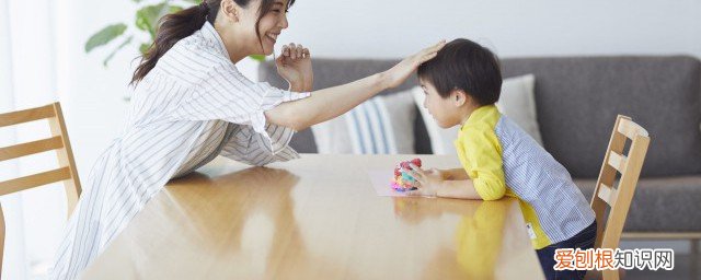 小孩粗心大意怎么训练 小孩粗心大意如何引导