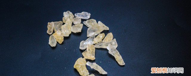 冰糖可以放冰箱吗 冰糖怎么保存