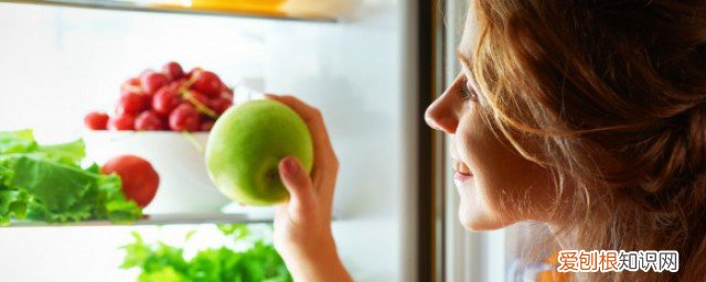 铁盘可以放冰箱吗 铁盘放冰箱有没有影响