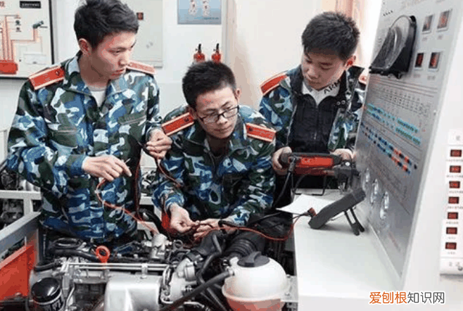 轮机工程技术是干什么的，轮机工程技术是干什么的海军