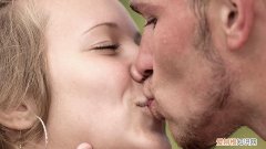 女人和男人谁更容易长阴虱？女性应该如何预防阴虱？，女性容易长阴虱吗