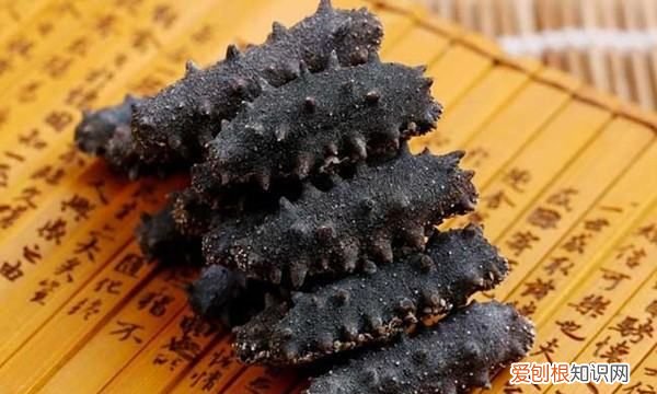 海参内壁发黄可以吃吗,海参里面黄黄的东西可以吃