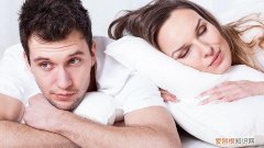 为什么女性白带异常，女性白带异常怎么吃？