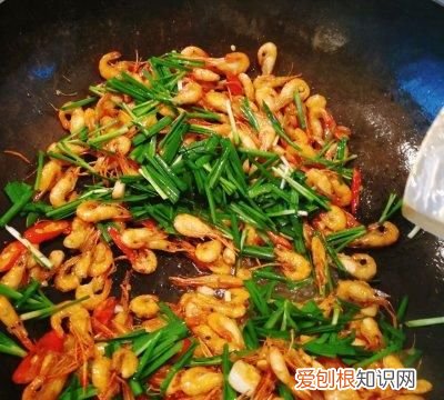 如何做韭菜炒河虾好吃