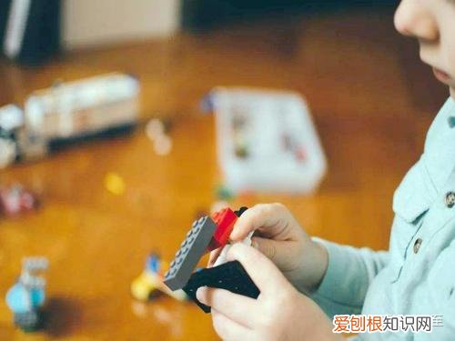 如何增强孩子的专注力,专注力强更优秀,聪明家长都在用这些方法培养孩子的专注力