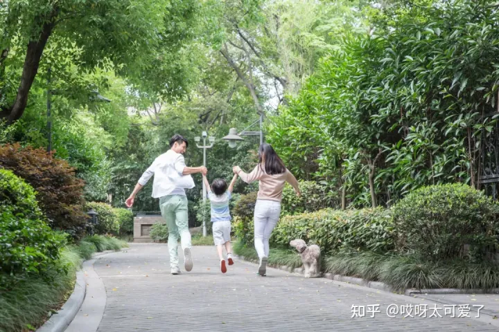 如何高质量地陪伴孩子，育儿知识分享 | 父母怎样做到高质量陪伴孩子