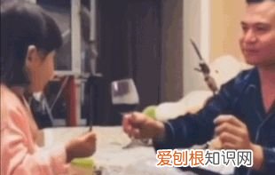 爸带娃vs妈带娃需要提升画画需要提升，这届爹妈带娃，究竟有多野？哈哈哈哈哈哈哈