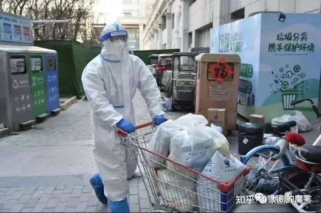 怎样更好的服务群众，转发：精准服务收到居民暖心反馈，一线工作人员：“多辛苦也值得！”