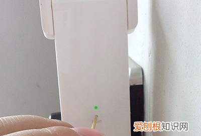路由器怎么重置恢复出厂设置，如何恢复路由器出厂设置密码