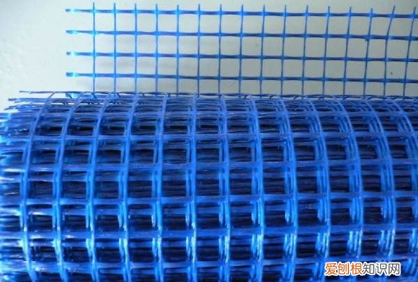耐碱网格布，耐碱玻纤网格布容重是多少
