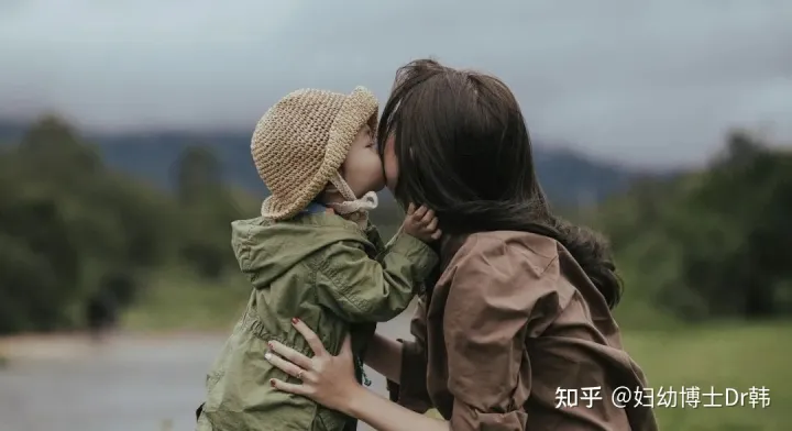 怎么建立小孩子的自信感，如何从小建立孩子的自信？