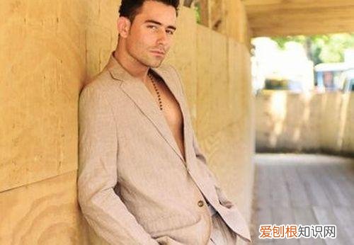同志小说《民工做主人》,同志小说《爱你该如何?》二