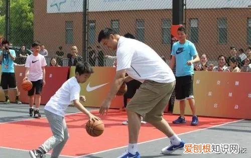 姚明有女儿，姚明谈育儿：给孩子最好的教育是爱、陪伴和培养爱好