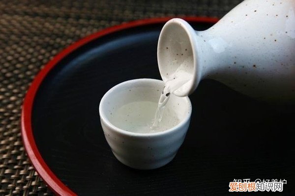 怎么把花店的花养活，花市老板绝不外传的7个养花绝招!