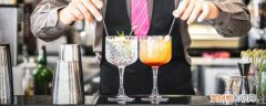 吃虾能喝鸡尾酒吗 虾能和鸡尾酒一起食用吗