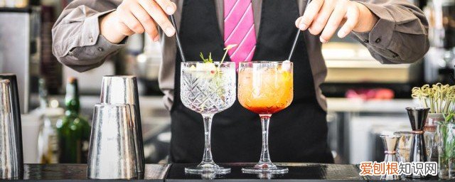 吃虾能喝鸡尾酒吗 虾能和鸡尾酒一起食用吗