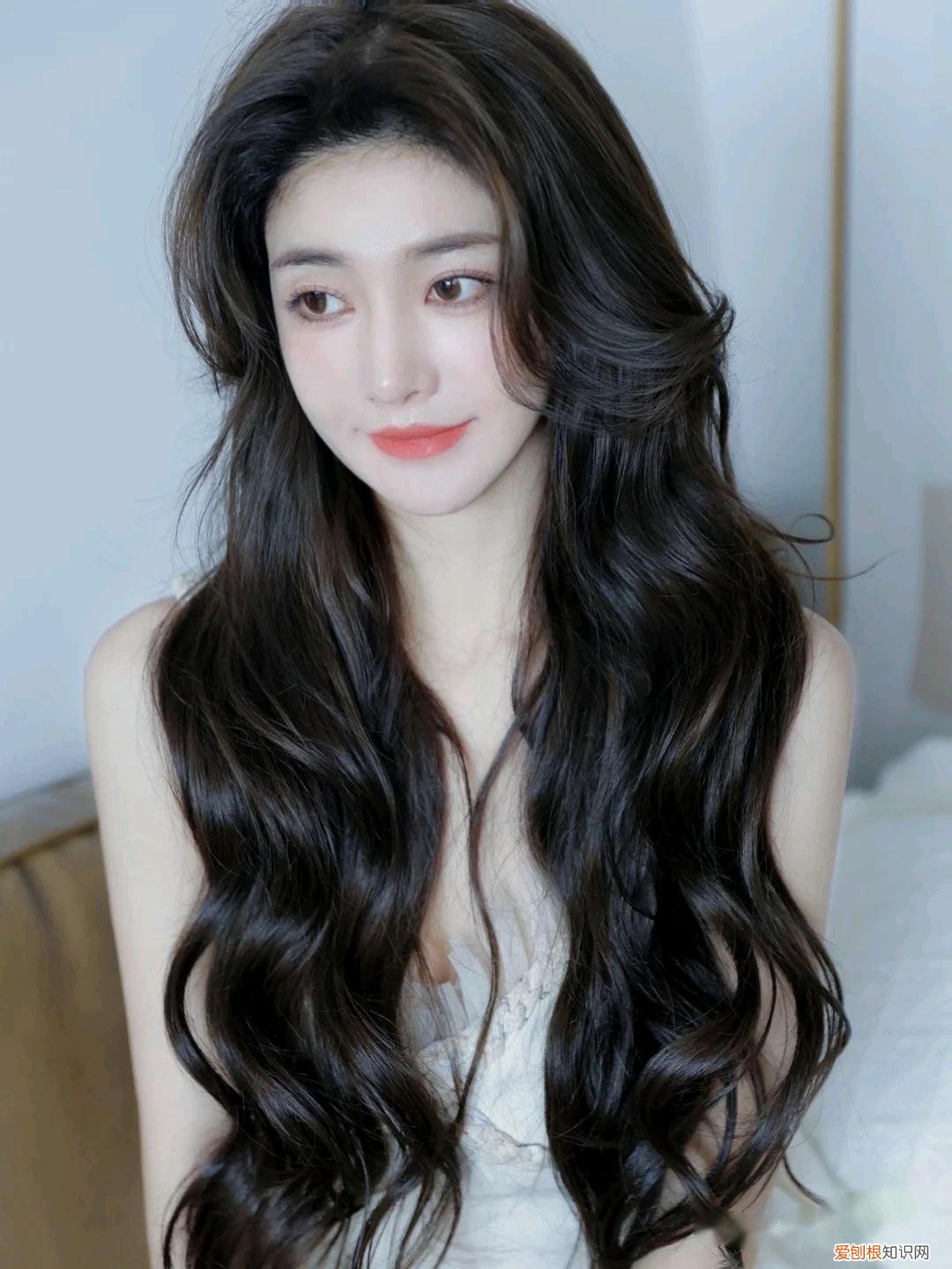 欧莱雅奇焕润发精油怎么用