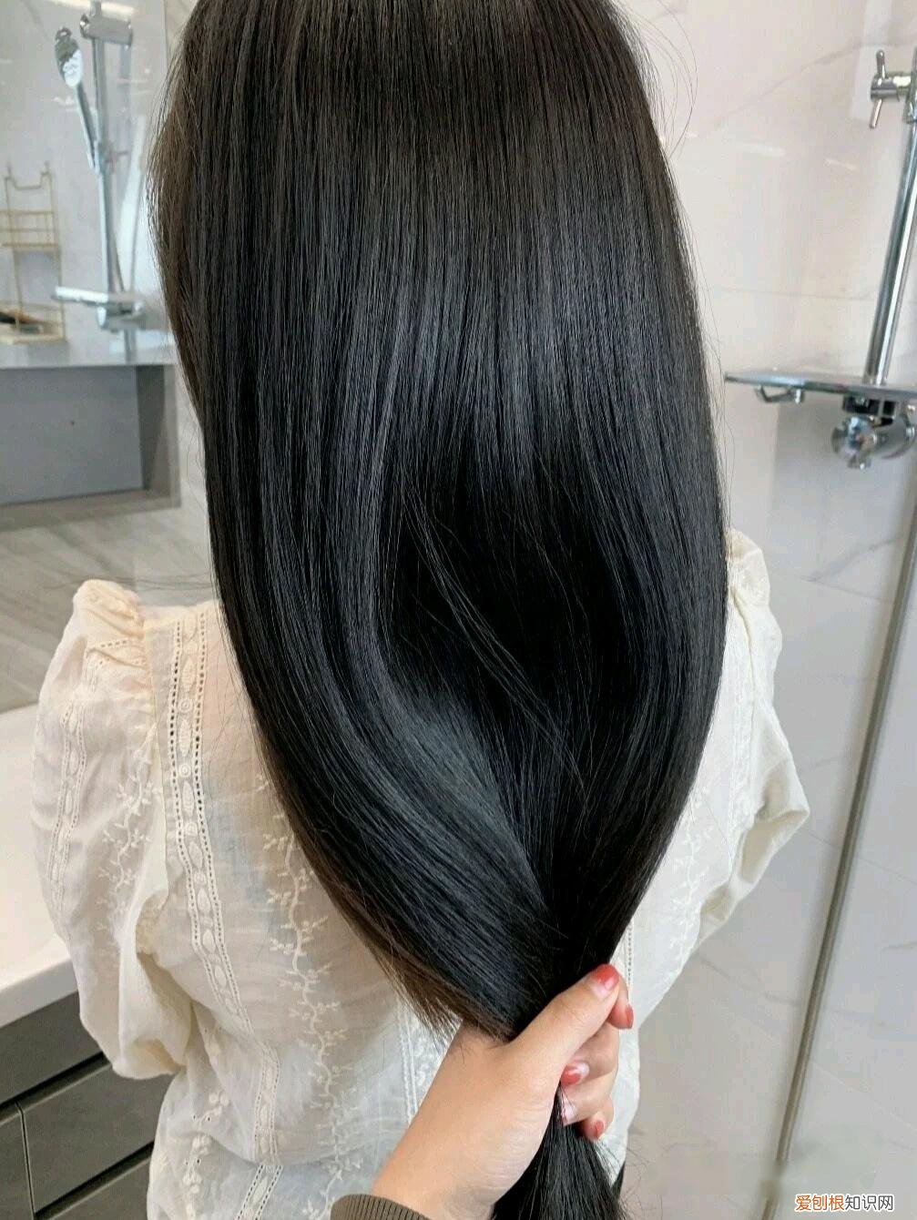 欧莱雅奇焕润发精油怎么用