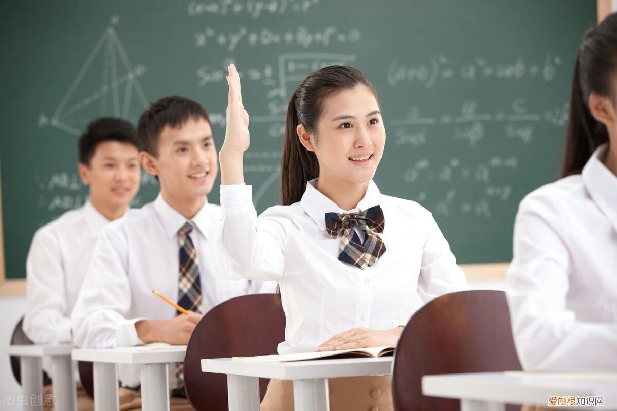 孩子的自信如何培养，怎样培养孩子的自信？聪明家长只4招，就养出自信不自负的好孩子
