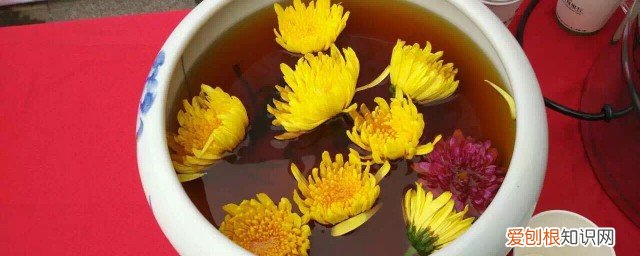 菊花泡酒的功效与作用机理 菊花泡酒有什么作用与功效