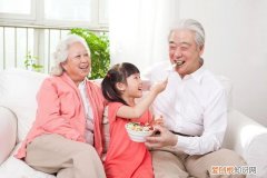 三 隔代教育带来的利弊：如何解决隔代教育存在的问题？，如何避免隔代教育产生的弊端