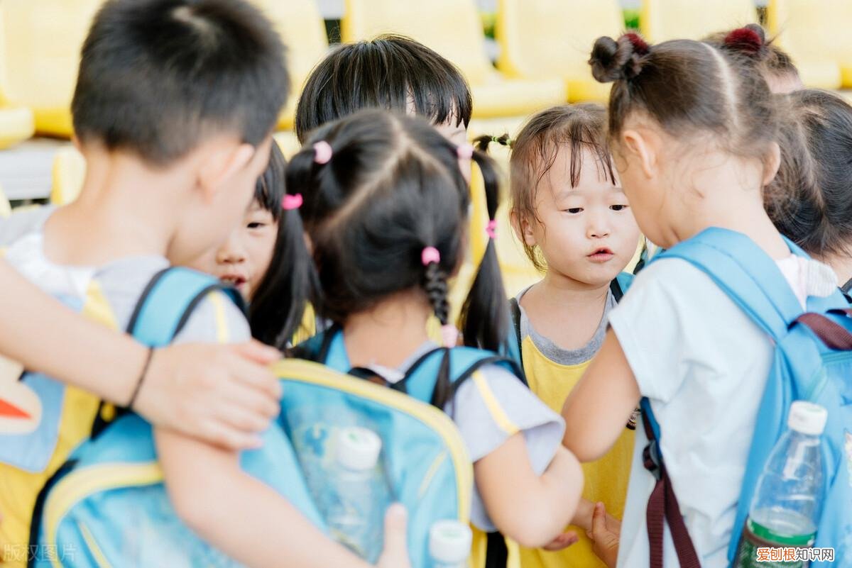 老师点名批评小孩,该怎么回答老师,3岁儿子被老师点名批评专注力差,博士妈妈教我1个方法,简单实用