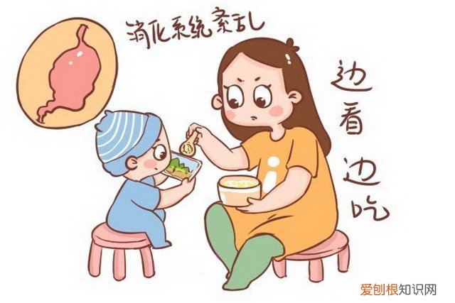 三岁前该不该让孩子看电视,怎么看更适合呢,一起了解下吧,孩子三岁前能不能看电视